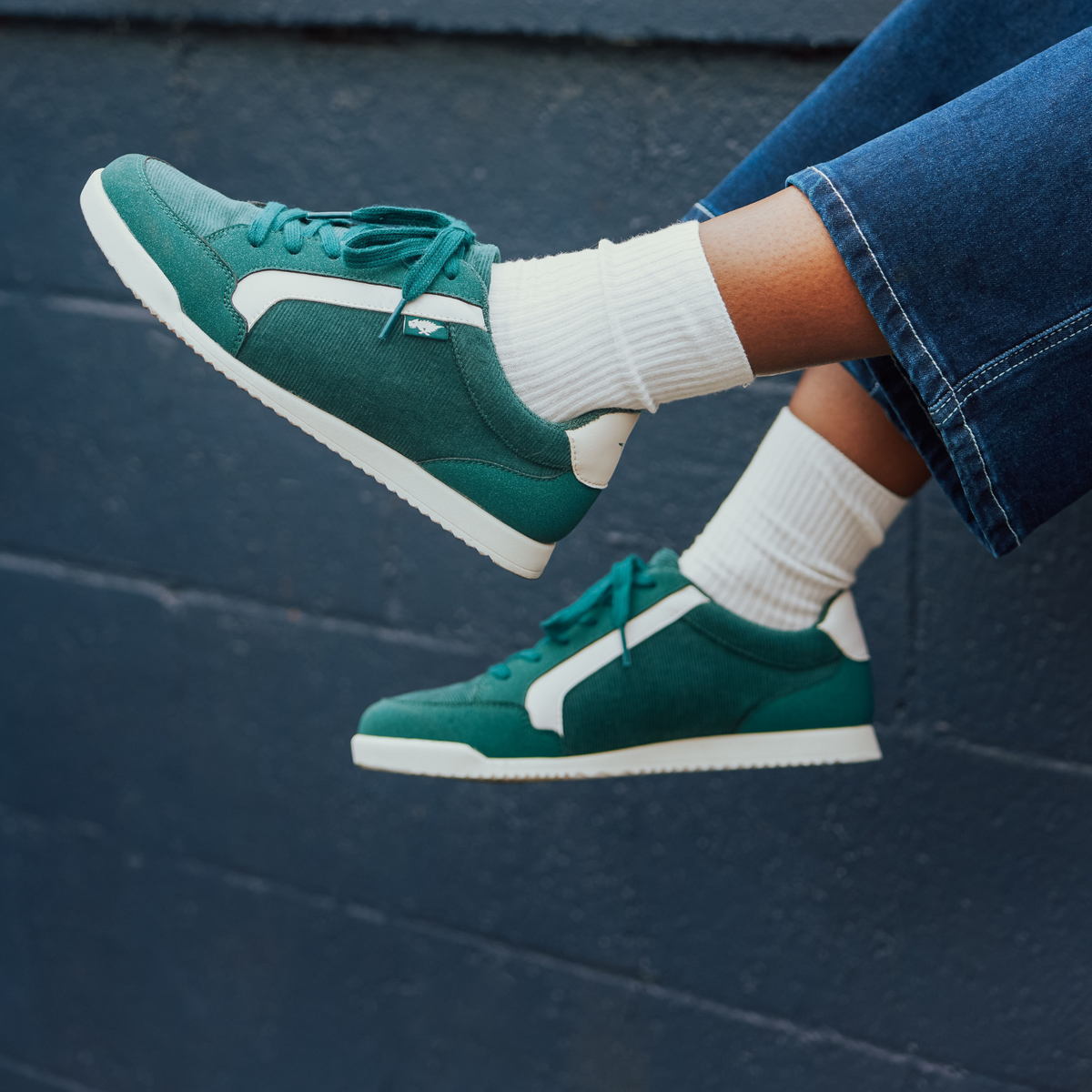 Rocket Dog Bolt Forest Green Corduroy Sneakers